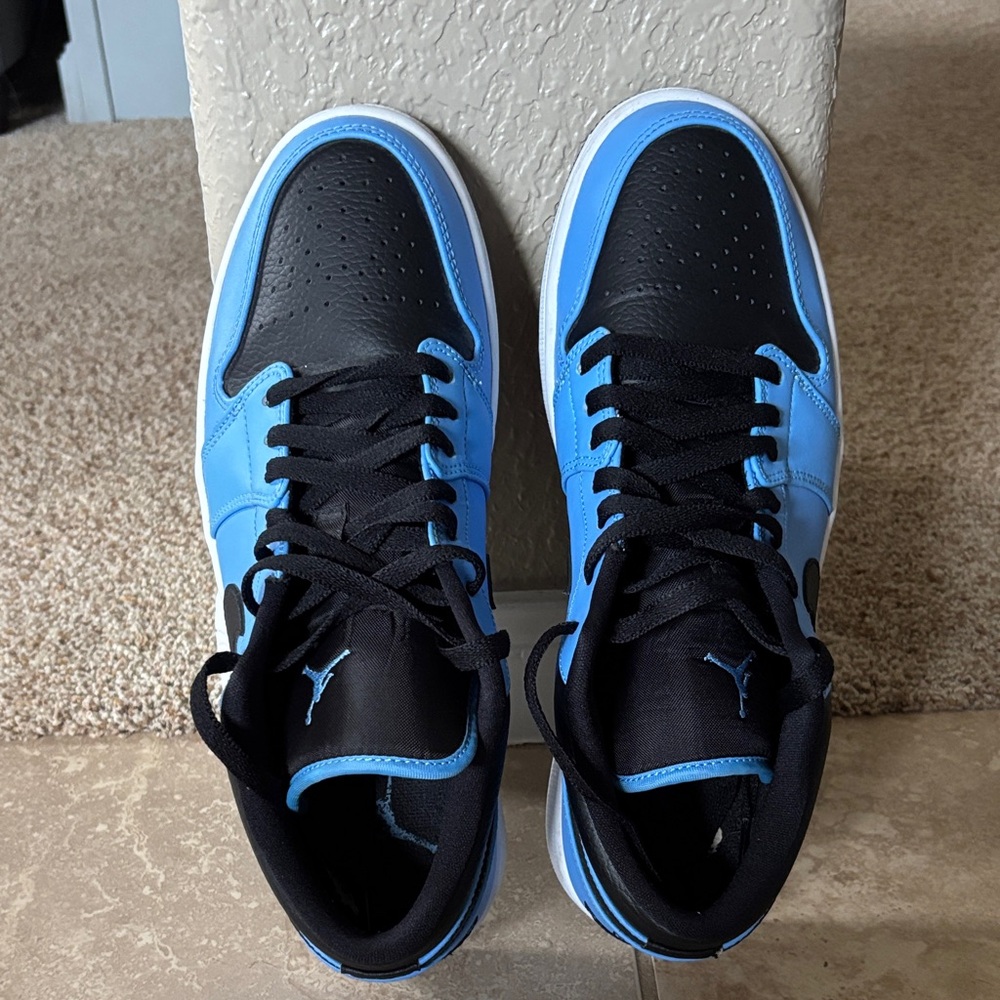 Nike Air Jordan 1 Low University Blue/Black with box